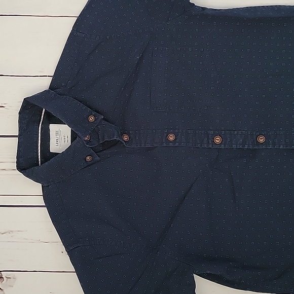 Navy blue button down - Picture 3 of 5